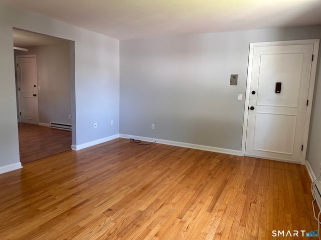273 Queen Street 3B, Southington, CT 06489