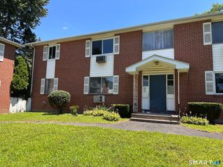 273 Queen Street 3B, Southington, CT 06489