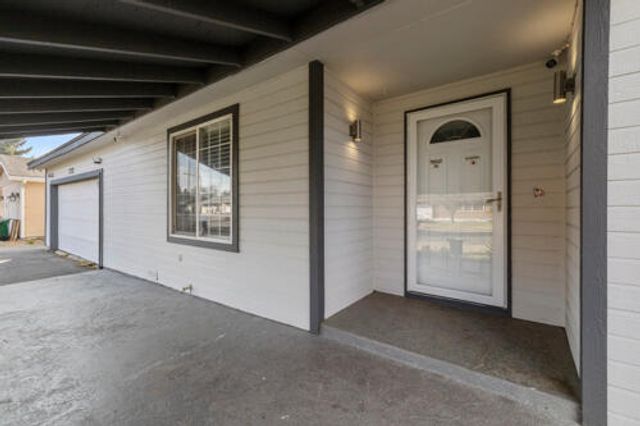 3732 Grenada Way, Klamath Falls, OR 97603