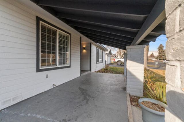 3732 Grenada Way, Klamath Falls, OR 97603