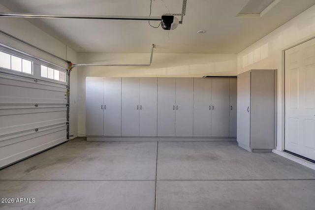 10583 W BRONCO Trail, Peoria, AZ 85383