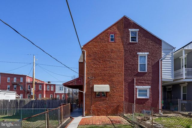 36 N 6TH ST, Columbia, PA 17512