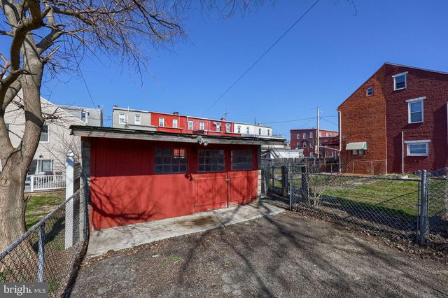 36 N 6TH ST, Columbia, PA 17512