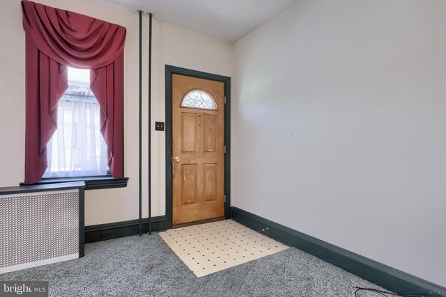 36 N 6TH ST, Columbia, PA 17512
