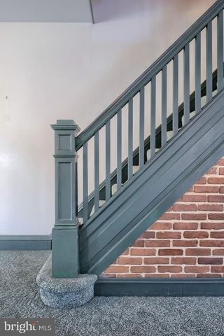 36 N 6TH ST, Columbia, PA 17512