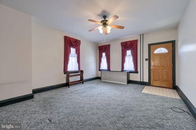 36 N 6TH ST, Columbia, PA 17512