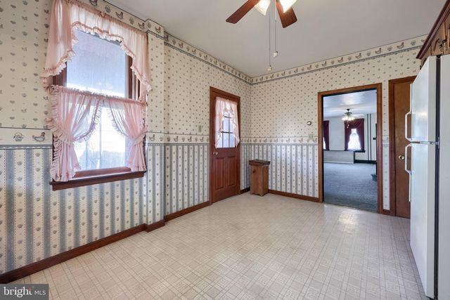 36 N 6TH ST, Columbia, PA 17512