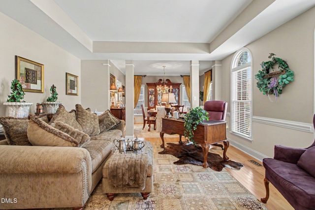 202 Travilah Oaks Lane, Cary, NC 27518