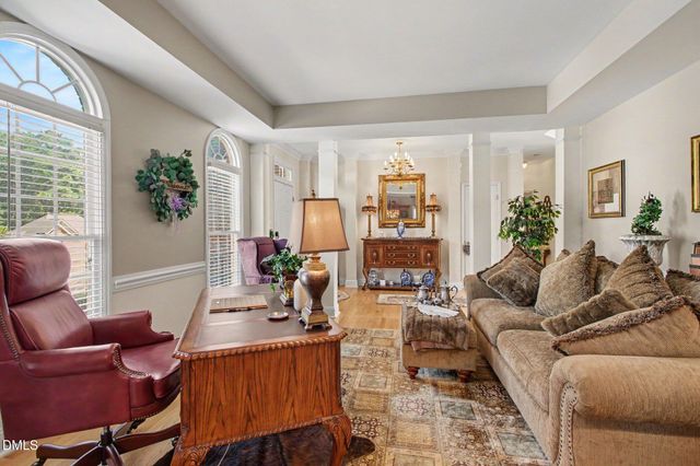 202 Travilah Oaks Lane, Cary, NC 27518