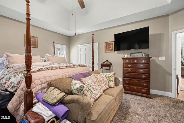 202 Travilah Oaks Lane, Cary, NC 27518