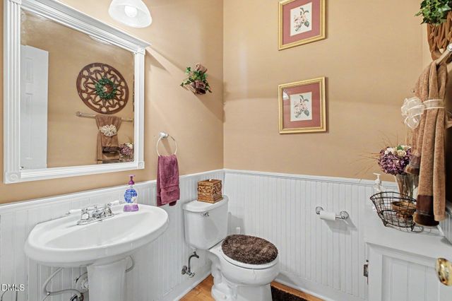 202 Travilah Oaks Lane, Cary, NC 27518