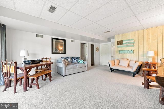 70 ARROWHEAD RDG, Hedgesville, WV 25427