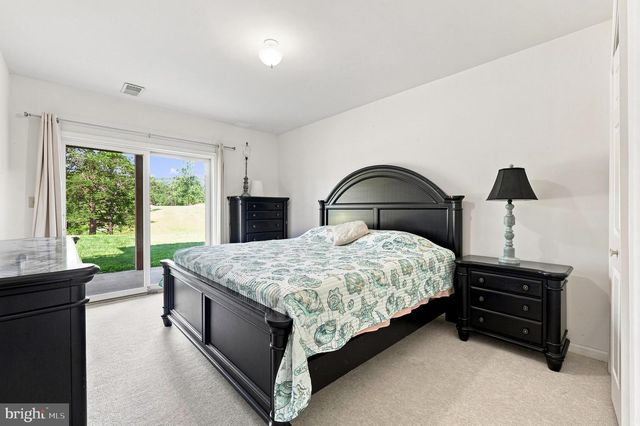 70 ARROWHEAD RDG, Hedgesville, WV 25427