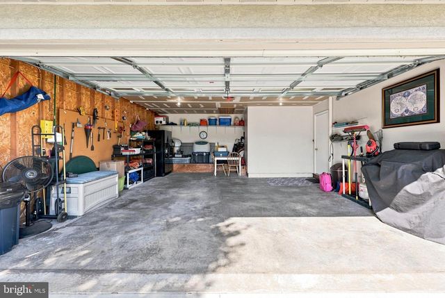 70 ARROWHEAD RDG, Hedgesville, WV 25427