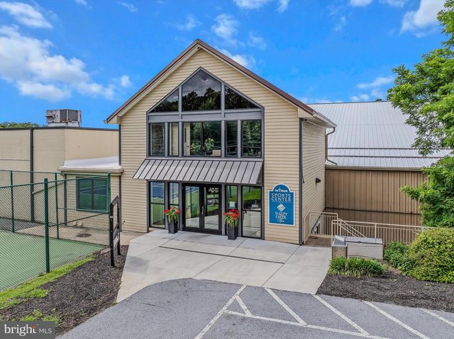 70 ARROWHEAD RDG, Hedgesville, WV 25427