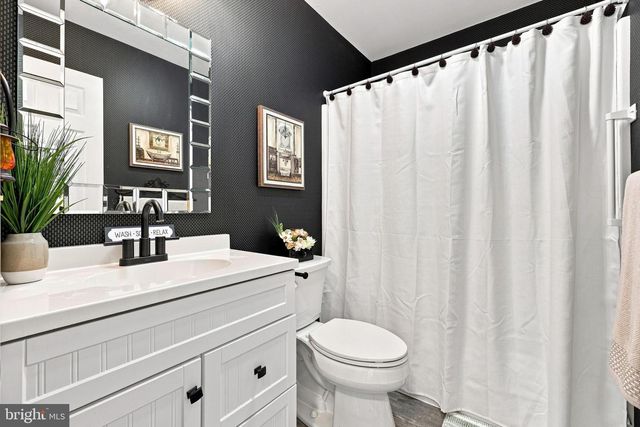 70 ARROWHEAD RDG, Hedgesville, WV 25427