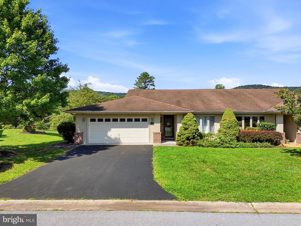 70 ARROWHEAD RDG, Hedgesville, WV 25427
