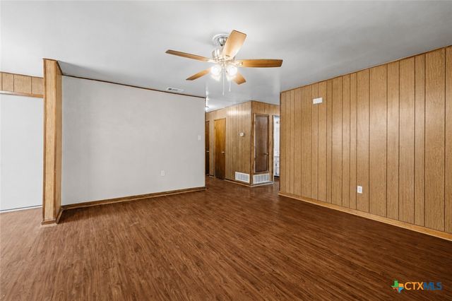 2809 Mountain Avenue, Copperas Cove, TX 76522
