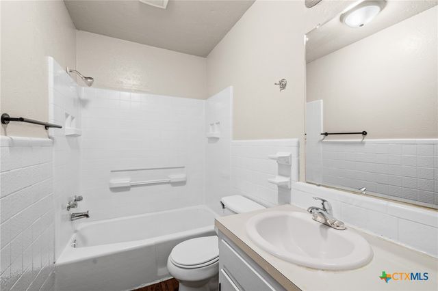 2809 Mountain Avenue, Copperas Cove, TX 76522