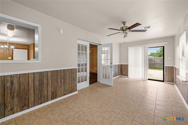 2809 Mountain Avenue, Copperas Cove, TX 76522