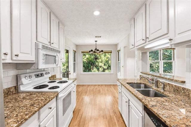 18 Normandy Court NE, Atlanta, GA 30324