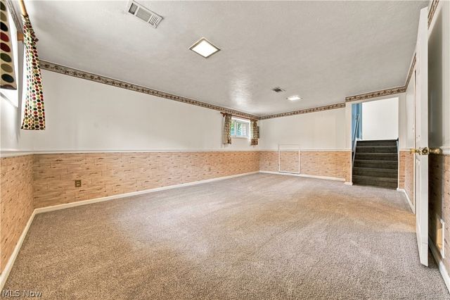 24263 Lebern Drive, North Olmsted, OH 44070