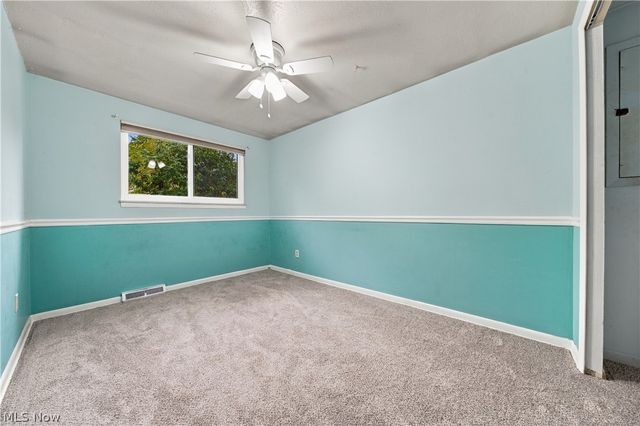 24263 Lebern Drive, North Olmsted, OH 44070