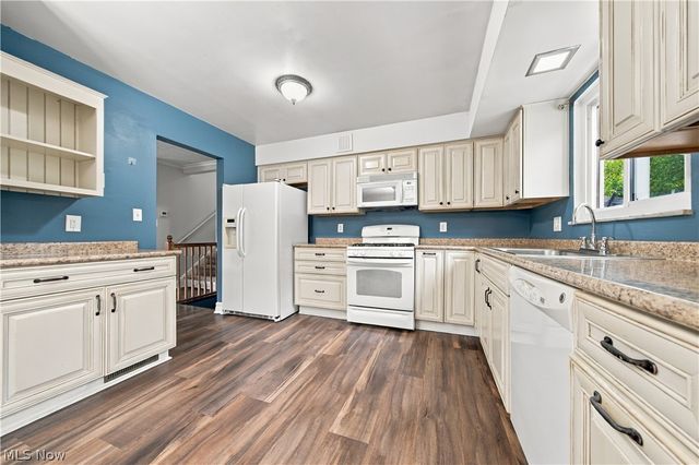 24263 Lebern Drive, North Olmsted, OH 44070