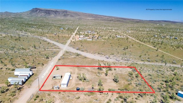 18288 N Magnolia Drive, Dolan Springs, AZ 86441
