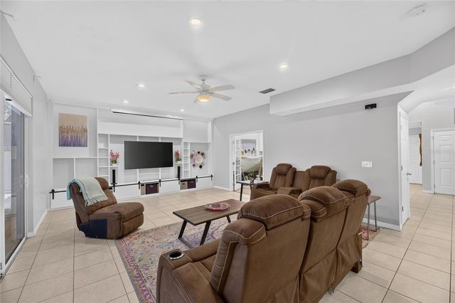 13007 OAKMONT WOOD COURT, Riverview, FL 33579