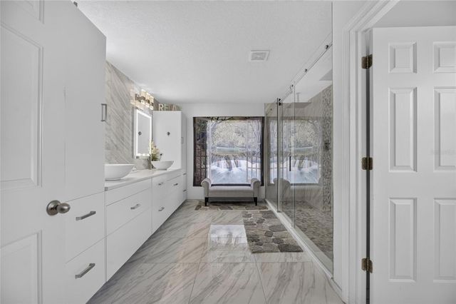 13007 OAKMONT WOOD COURT, Riverview, FL 33579