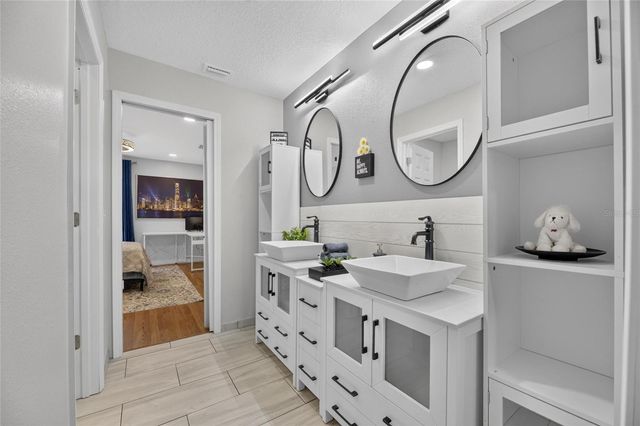 13007 OAKMONT WOOD COURT, Riverview, FL 33579
