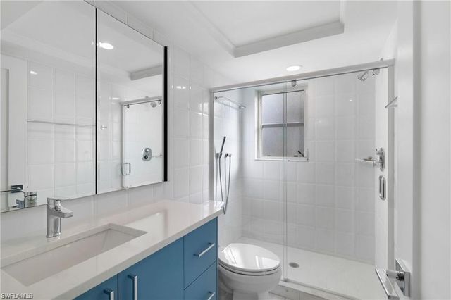 9486 Gulf Shore DR A101, Naples, FL 34108