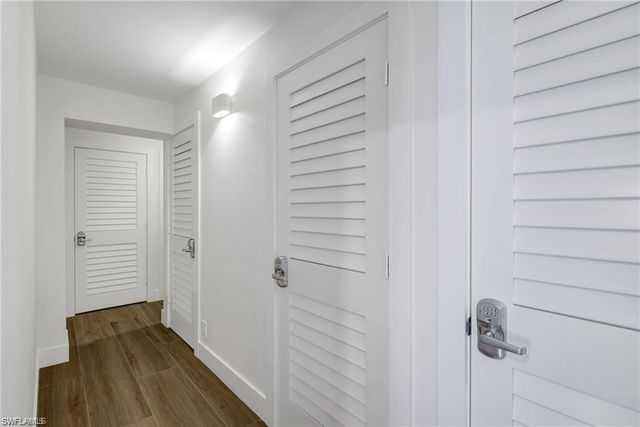 9486 Gulf Shore DR A101, Naples, FL 34108