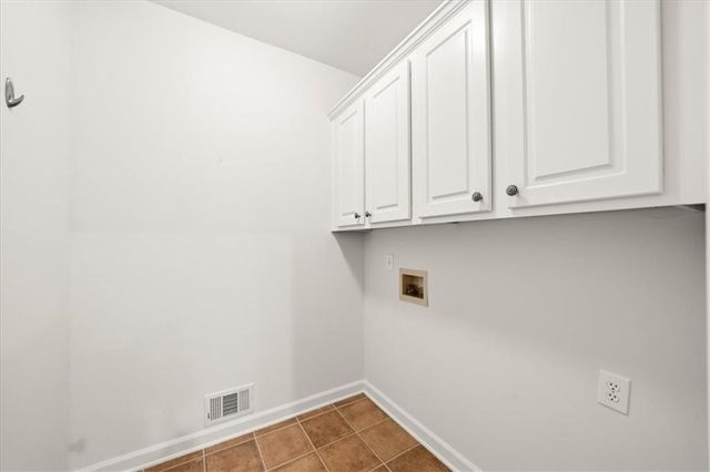 2036 Kinsmon Drive, Marietta, GA 30062