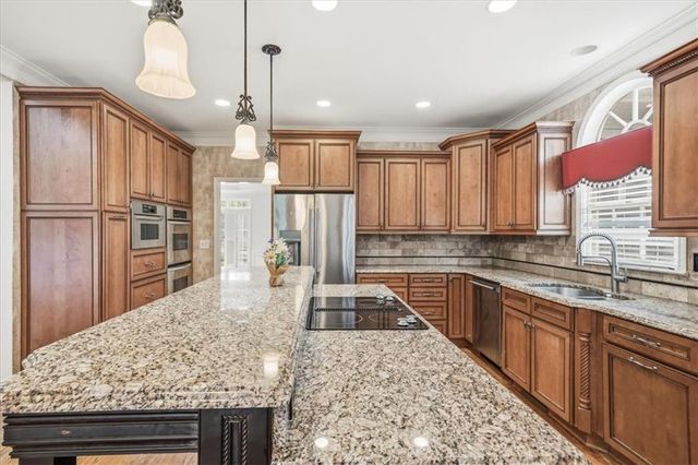 2036 Kinsmon Drive, Marietta, GA 30062