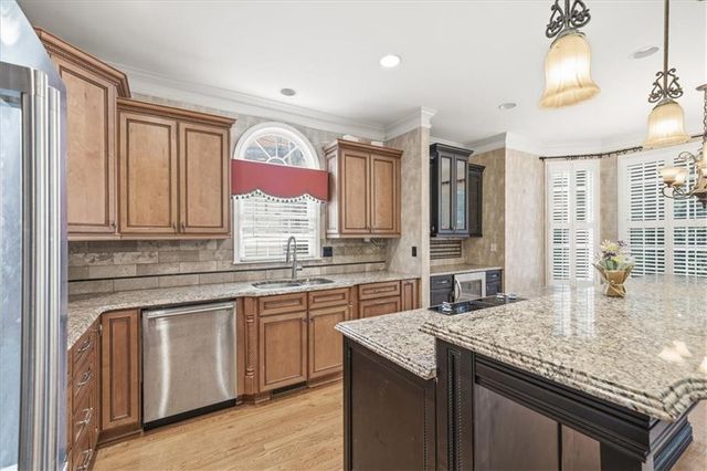2036 Kinsmon Drive, Marietta, GA 30062