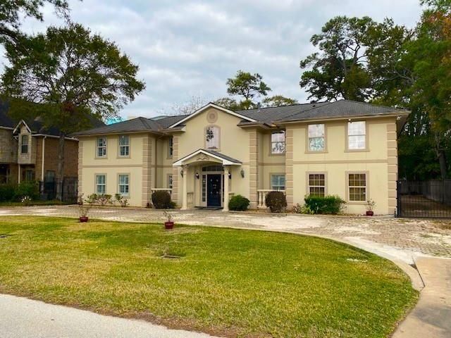 11730 Denise Drive, Hedwig Village, TX 77024