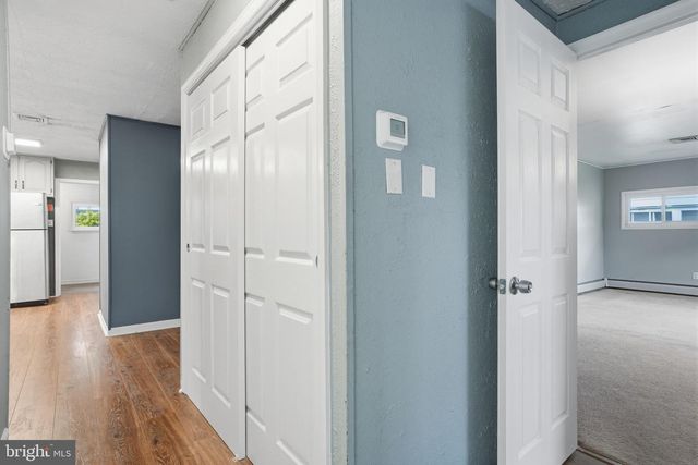 47 THORNYAPPLE LN, Levittown, PA 19054