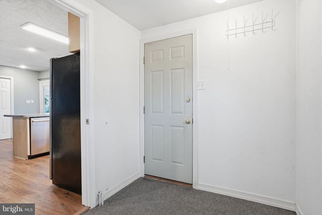 47 THORNYAPPLE LN, Levittown, PA 19054