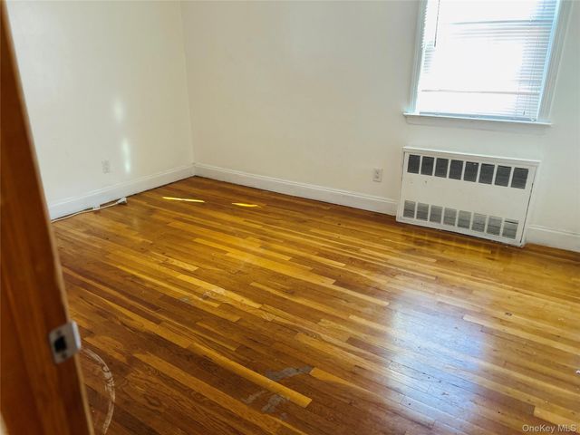 86-07 Little Neck Parkway, Floral Park, NY 11001