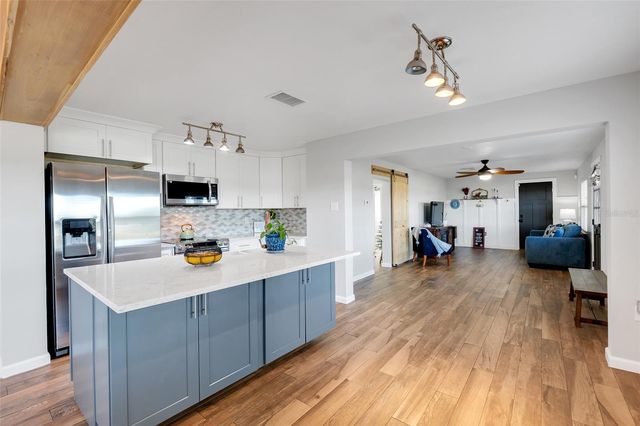 13312 GEORGIA AVENUE, Astatula, FL 34705