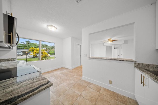 2904 SE Bamboo Street, Stuart, FL 34997