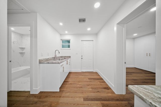 2904 SE Bamboo Street, Stuart, FL 34997