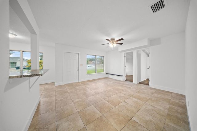 2904 SE Bamboo Street, Stuart, FL 34997