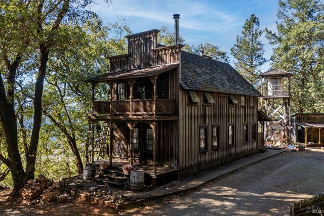 24600 String Creek Rd, Willits, CA 95490