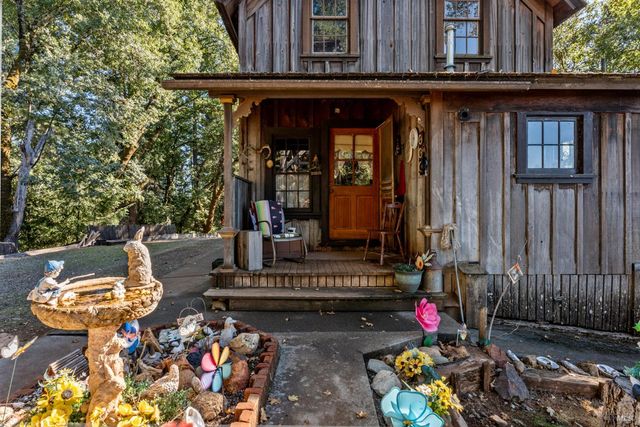 24600 String Creek Rd, Willits, CA 95490