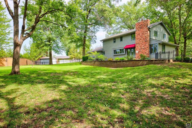 3631 NW 44th Ter, Topeka, KS 66618