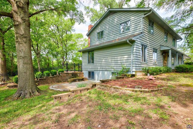 3631 NW 44th Ter, Topeka, KS 66618