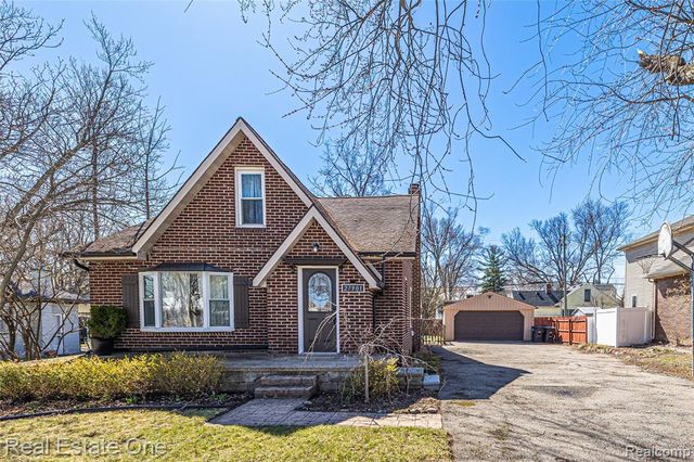 27901 Long Street, Livonia, MI 48152